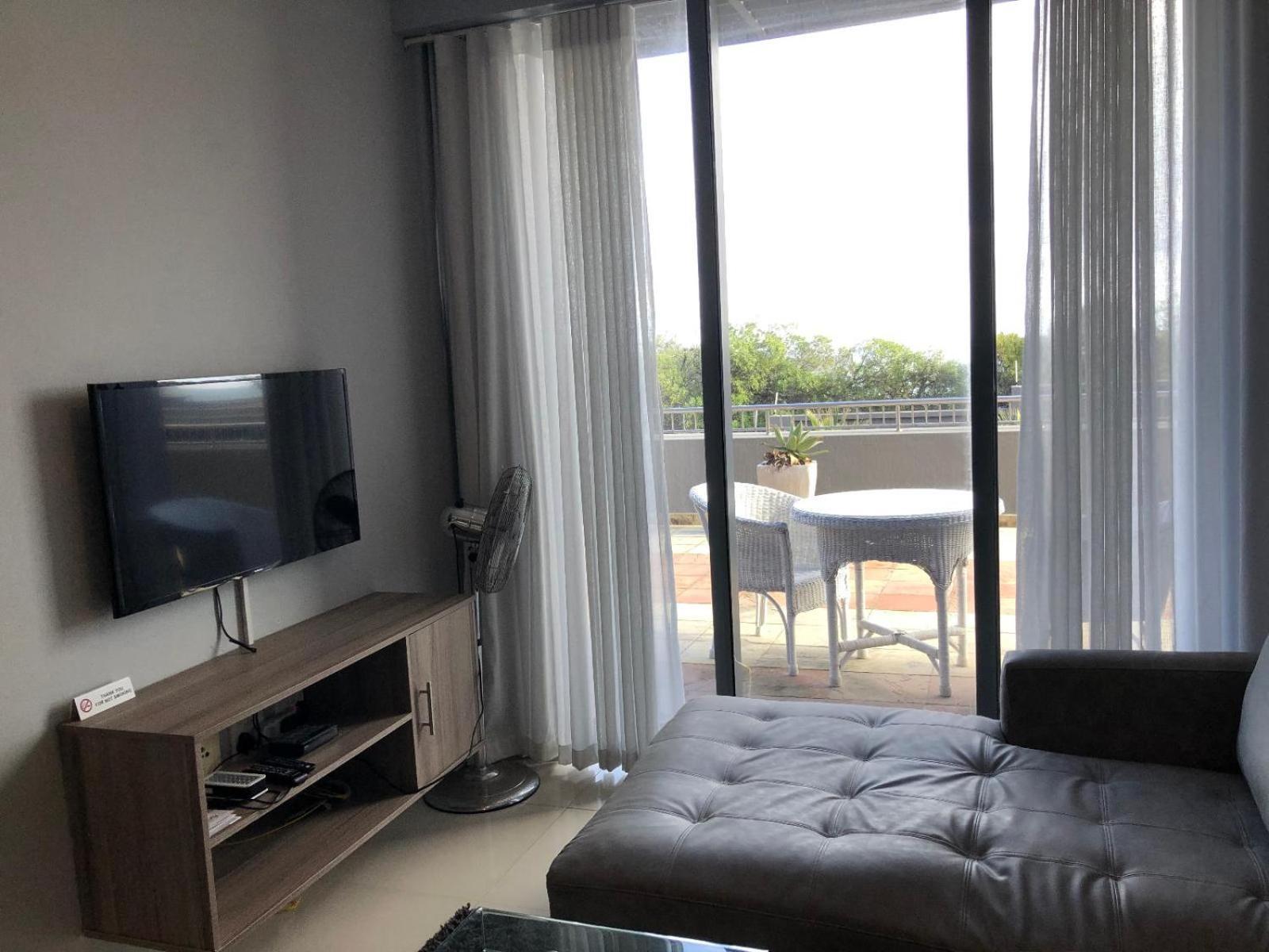 Infinity Self Catering Apartments Bloubergstrand Exterior photo