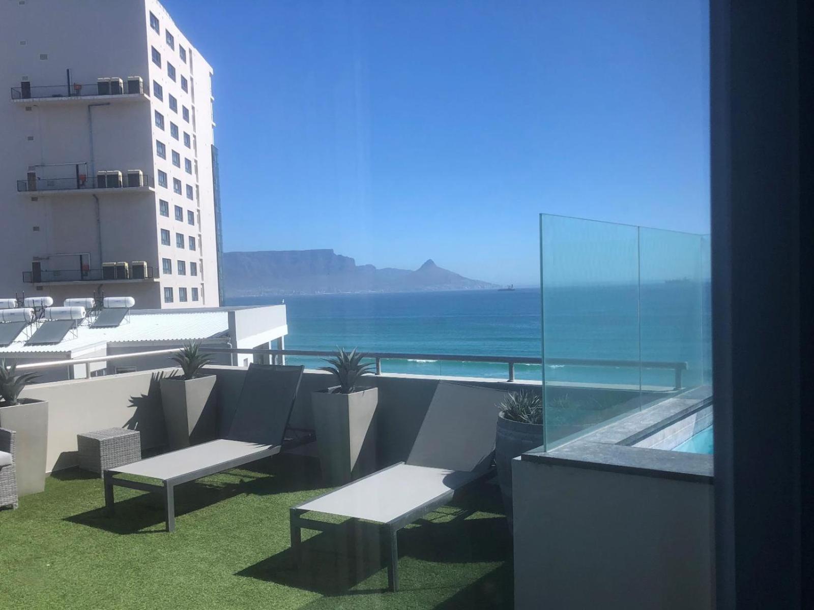 Infinity Self Catering Apartments Bloubergstrand Room photo