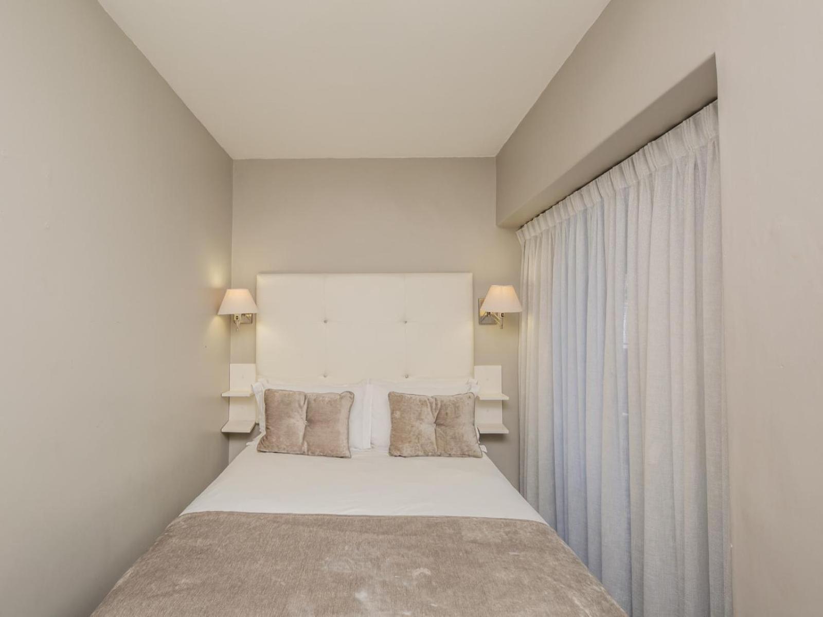 Infinity Self Catering Apartments Bloubergstrand Room photo