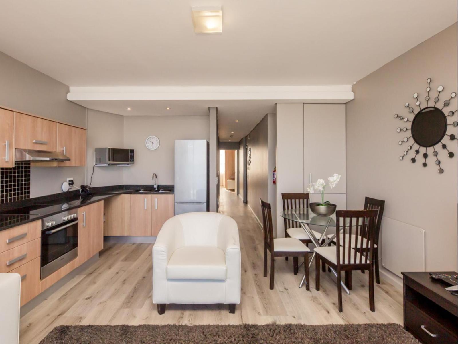 Infinity Self Catering Apartments Bloubergstrand Room photo